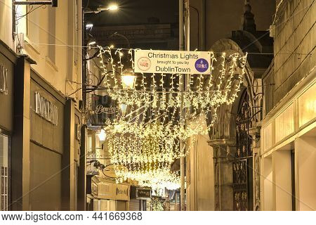 Dublin, Ireland - November 13. 2021: Beautiful Evening View Of Christmas Lights Decorations Brought 