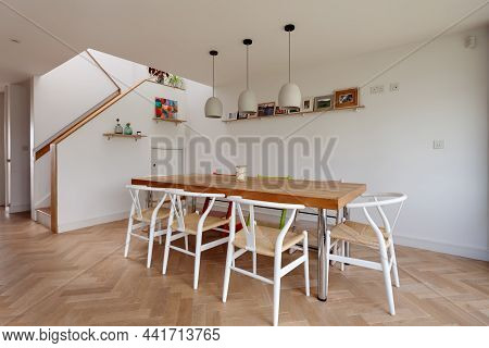 Dry Drayton, England - August 2 2019: Contemporary Dining Area With Generously Sized Table, Chairs A