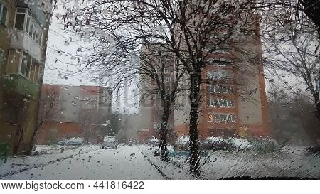 Meteorology, The Form Of Precipitation. Precipitation In The Form Of Wet Snow, Showers With Wet Snow