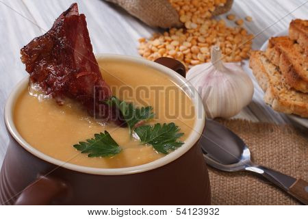 yellow split pea soup with smoked ribs