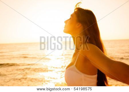 sunflares free sun enjoyment of deep breathing girl