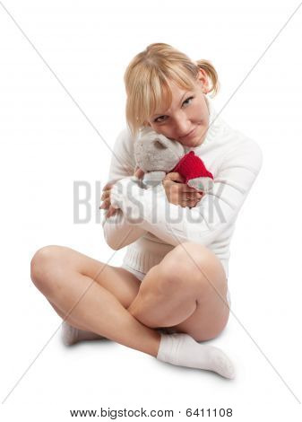 blonde Mädchen Amtsinhaber mit Kuscheltier