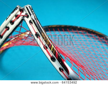 broken badminton racket
