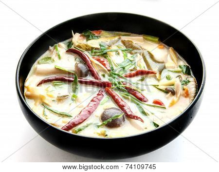 Tomyum Coconut Milk Mushroom And Mix Vegetable