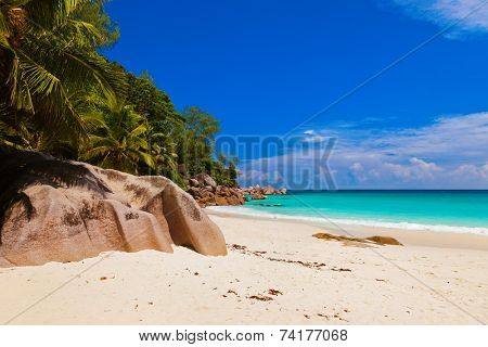 Beach Georgette at island Praslin Seychelles - vacation background