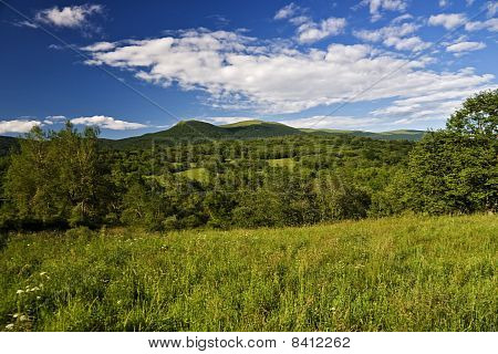 Montanhas de Bieszczady panorâmica