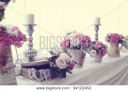 Wedding Decor With Flowers