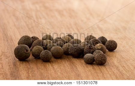 Photo Allspice pepper sweet peas closeup macro