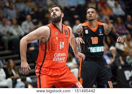 VALENCIA, SPAIN - OCTOBER 12th: 14 Dubljevic, 19 Babb during Eurocup match between Valencia Basket and Ratiopharm Ulm at Fonteta Stadium on October 12, 2016 in Valencia, Spain