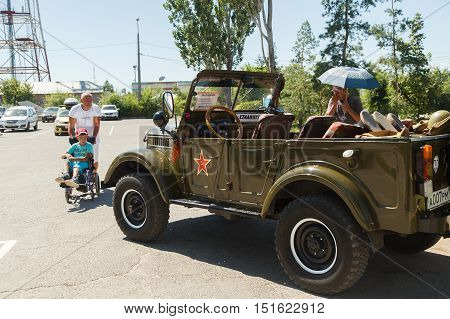 The Old Soviet Gaz Car - 69