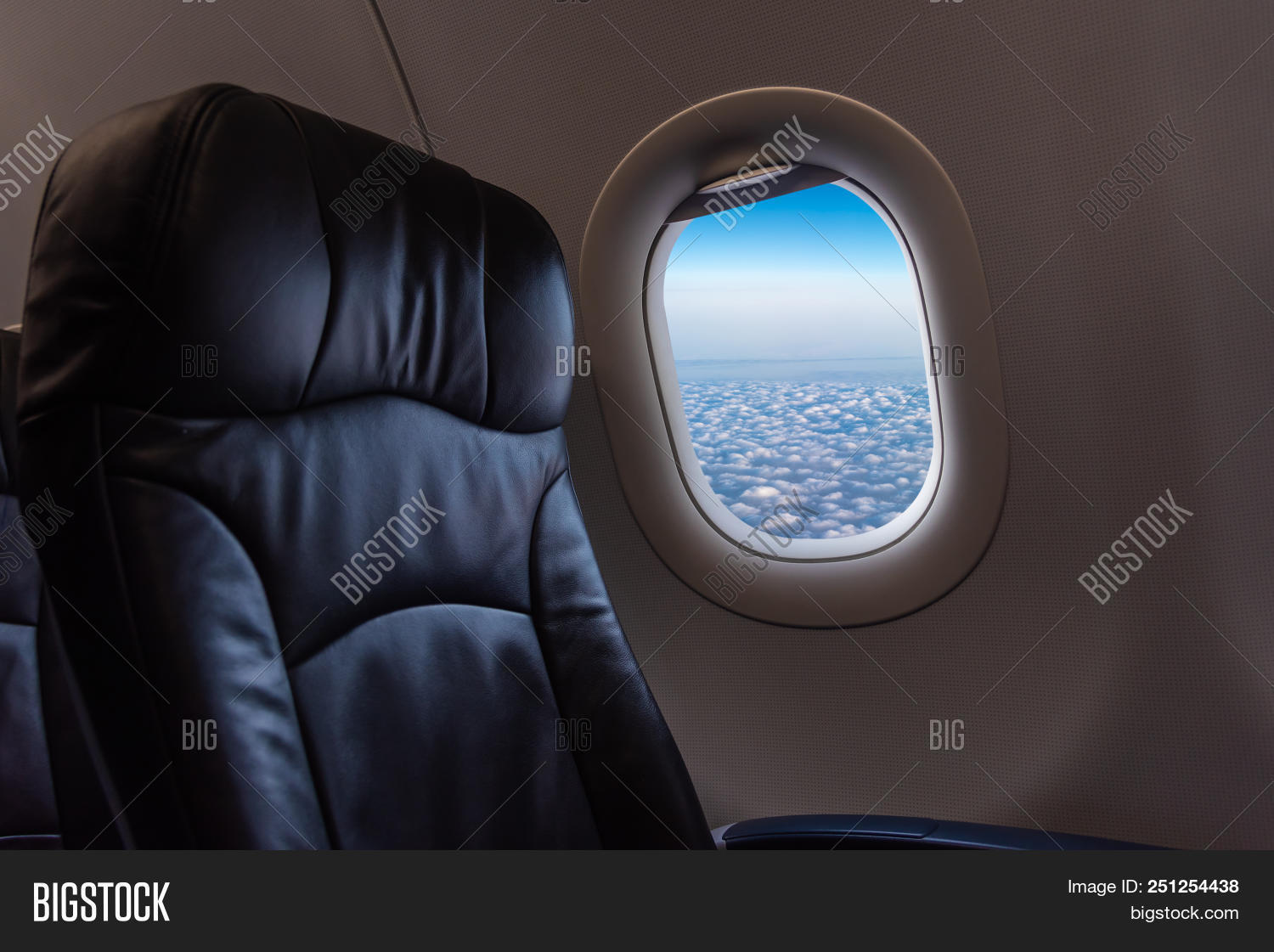 Share 107+ imagen airplane window seat In.thptnganamst.edu.vn