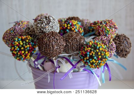Colored Sweet Cake Pops Candy. Candy Bar And Popcakes Catering Concept For Birthday, Wedding And Oth