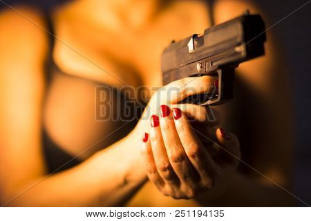 Sexy Busty Lady Killer Gun