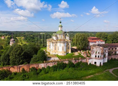 Cathedral Of The Ascension Of The Lord. Spaso-sumorin Monastery. Totma. Vologda Region. Russia. View