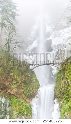 Icy Uper Tier Multnomah Falls Oregon In Wintertime