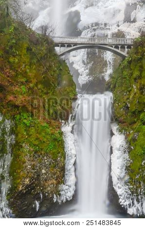 Icy Lower Tier Multnomah Falls Oregon In Wintertime