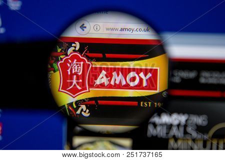 Ryazan, Russia - July 11, 2018: Amoy.co.uk Website On The Display Of Pc