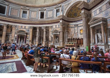 Rome, Italy - 22.06.2018: Tourists Visit The Pantheon In Rome. Ancient Pantheon Is One Of The Best-k