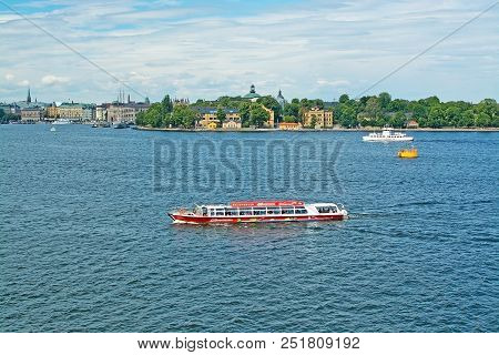Boats For Sightseeing And Ferry For Long Distance Travel At Stadsgardskajen