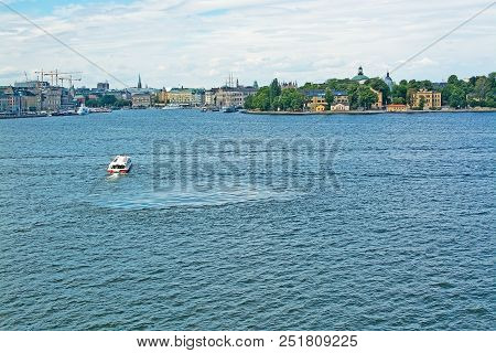 Boats For Sightseeing And Ferry For Long Distance Travel At Stadsgardskajen
