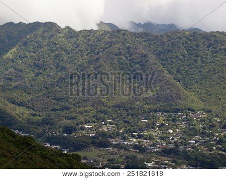 Manoa Valley And Mountains On The Island Of Oahu. Featuring Houses, School, Trees And Graveyard.