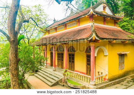 Main Building Od The Ancient Bich Dong Pagoda Complex, Tam Coc, Ninh Binh In Vietnam