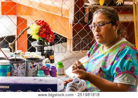 Mexican Oaxaca Alebrijes Artisans