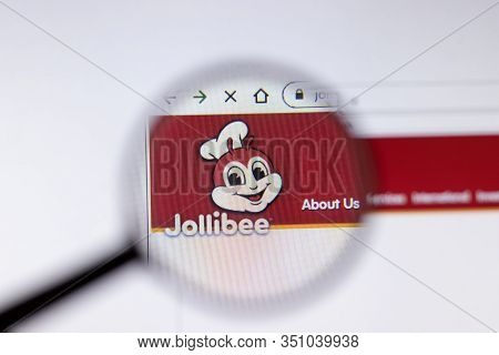 Saint-petersburg, Russia - 18 February 2020: Jollibee Company Website Page Logo On Laptop Display. S