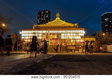 Tokyo, Japan - Jan 19, 2020: Shinobazunoike Bentendo Temple At Night Under The Light Of Lanterns.
