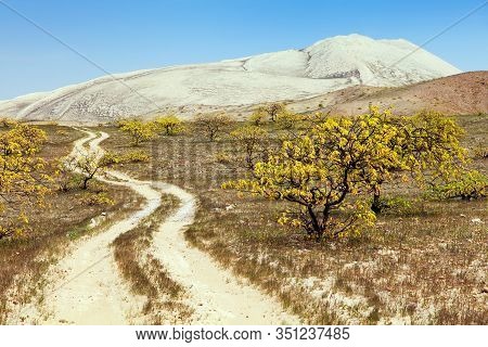 Cerro Blanco Sand Dune And Unpaver Road, The Highest Dunes On The World, Located Near Nasca Or Nazca