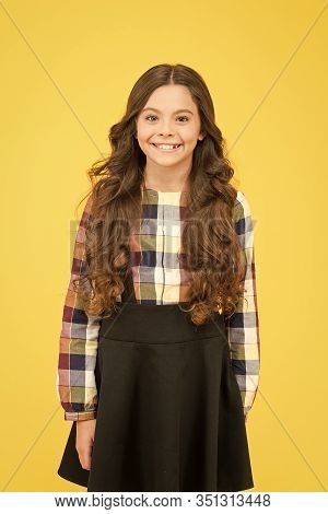 Curve Soft Curl Tong. Curly And Happy. Small Smiling Child Curly Hairdo. Perfect Curly Hairstyle. Di