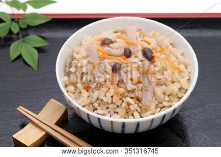 Japanese Food, Takikomi Gohan Boiled Rice On Black Tray