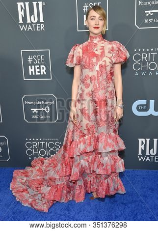 LOS ANGELES - JAN 12:  Saoirse Ronan arrives for the 25th Annual Critics' Choice Awards on January 12, 2020 in Santa Monica, CA
