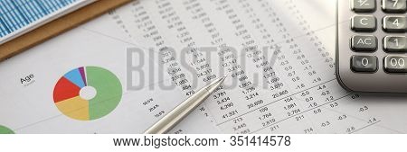 Analysis Target Audience Site Or Page On Network. Professional Analytics For Text And Visual Brand M