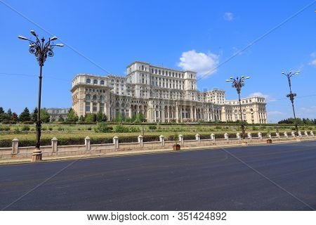 Palace Of The Parliament Of Romania (romanian: Palatul Parlamentului). Landmark In Bucharest, Romani