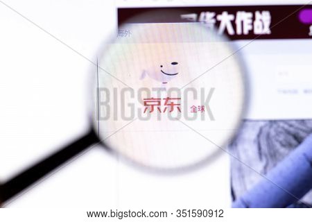 Los Angeles, California, Usa - 18.02.2020: Jingdong Mall Website Page With Close Up Logo. Jd.com Sit