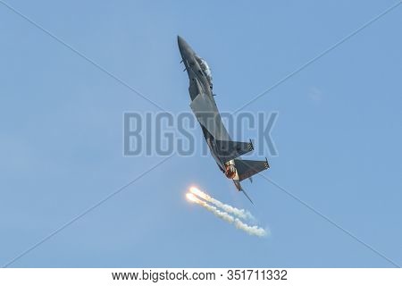 Mcdonnell Douglas F-15E Strike Eagle