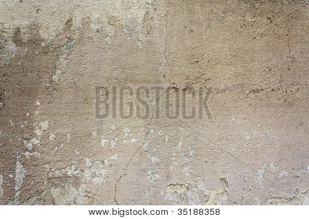 Gammel malet beton