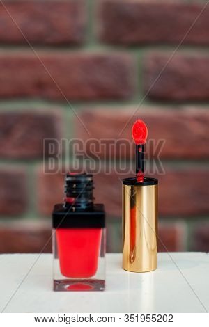 Opened Coral Multi-functional Tint For Everyday Makeup. Especially For Cheeks And Lips. 2 In1 Beauty
