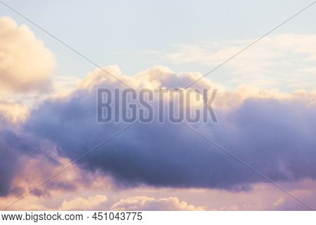 Cloudy Sky Before A Thunderstorm Can Be Very Colorful