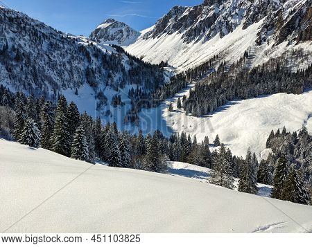 Beautiful Skitour In The Swiss Mountains. Ski Mountaineering In Innerthal On The Mutteristock. Mount