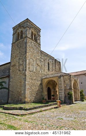 Heiligdom van St. Maria d' Anglona. Tursi. Basilicata. Italië.
