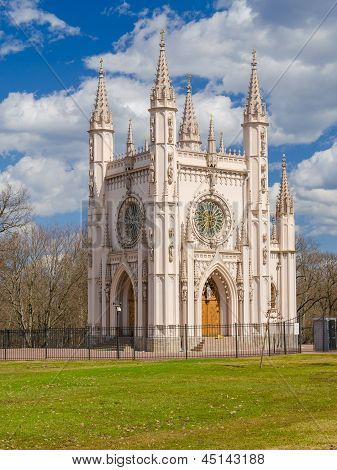 โบสถ์ cothic ใน Peterhof