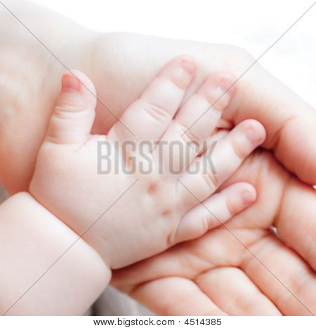 มือเล็ก ๆ