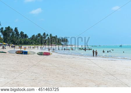 Maragogi, Al, Brazil - October 17, 2021: People Enjoying The Sunny The At Barra Grande Beach, Touris