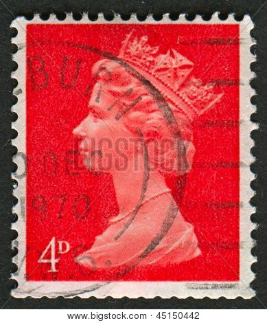 UK-CIRCA 1969:A stempel trykt i UK viser billede af Elizabeth II er den forfatningsmæssige monark af 16 