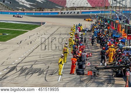 March 20, 2022 - Ft. Worth, Texas, USA: The NTT INDYCAR SERIES teams race for the NTT INDYCAR SERIES 2022:  XPEL 375 at Texas Motor Speedway in Ft. Worth, Texas, USA.