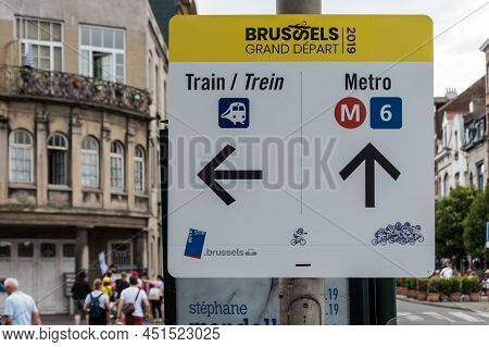 Saint Gilles, Brussels, Belgium - 07 08 2019- Sign Indicating Directions For The Fans Of The Tour De