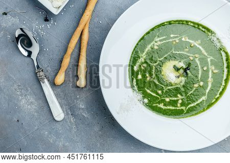 Broccoli, Spinach Cream Soup In A Bowl, Egetarian Dish. Banner, Food Recipe Background. Close Up,
