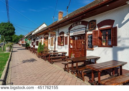 Villany, Hungary - 08. 18. 2018 -cityscape Of Villany Hungary With Barrels And Cellers On The Walkin